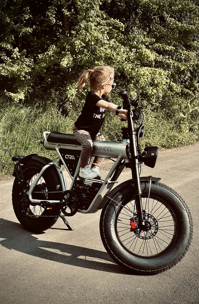 Coswheel CT20S 2000W Electric Dirt Bike – 60V 27.5Ah Fat Tire Ebike for Adults (20" Off-Road Tires, 161km Range)